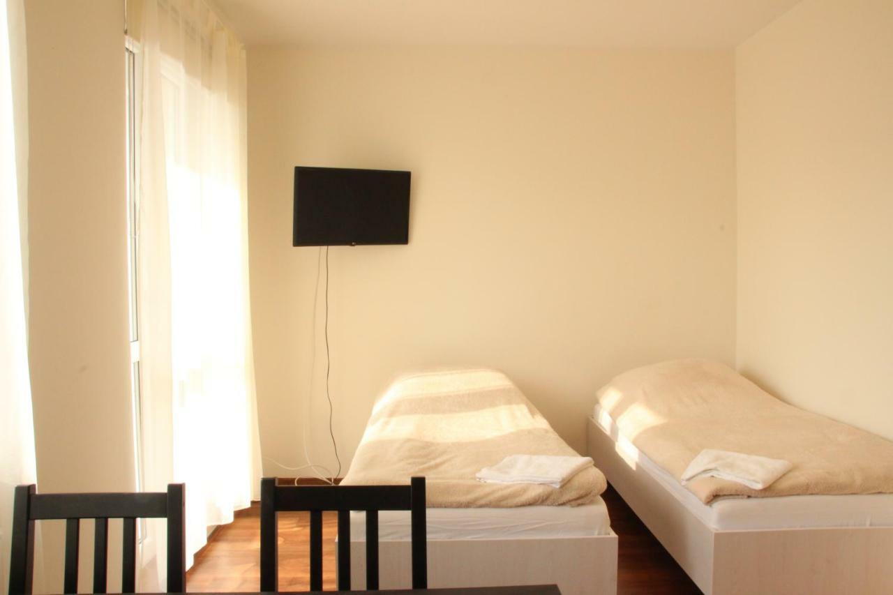 Fredry 8 Apartment Piastow Ngoại thất bức ảnh